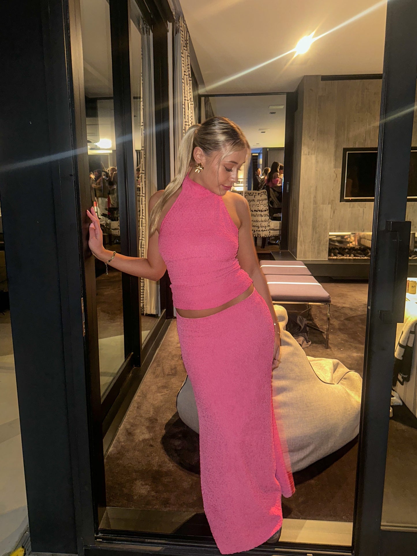 With Harper Lu Textured Set (Fuchsia)