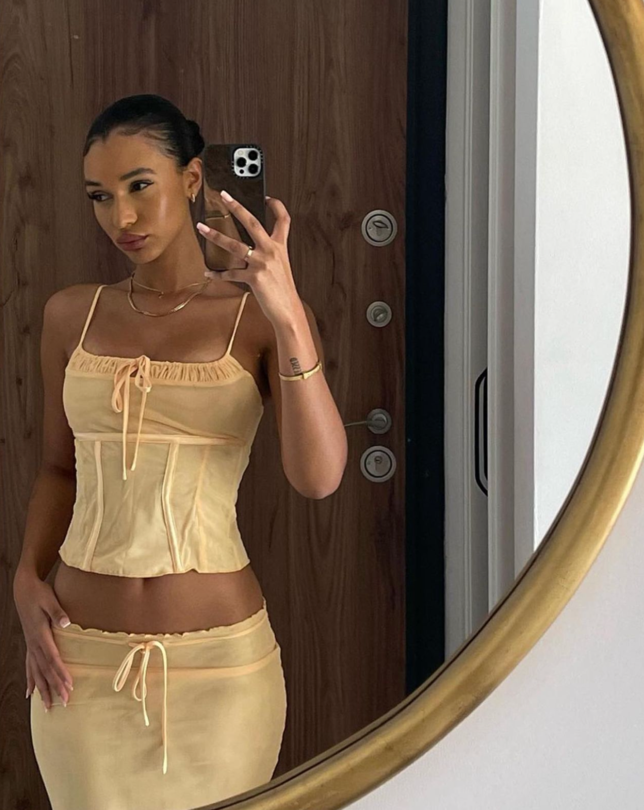 Mistress Rocks Butter Mesh Set